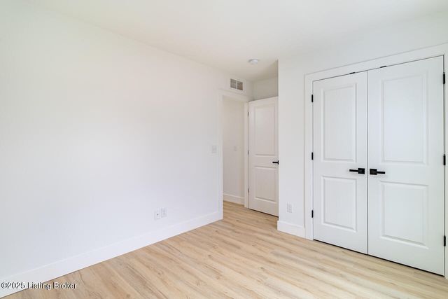 1322 S Preston St, Louisville, KY 40208