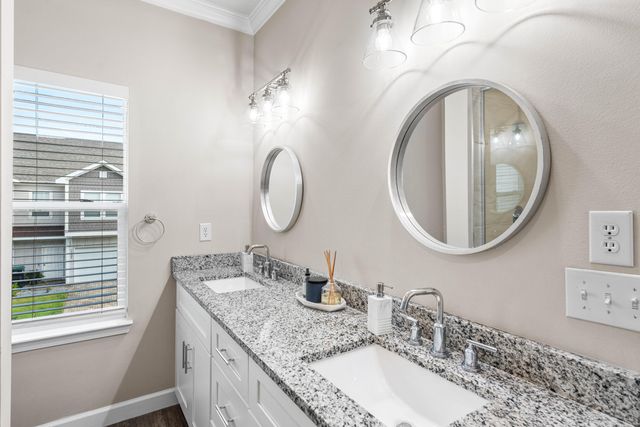 1819 Stable Lane, Fort Walton Beach, FL 32547