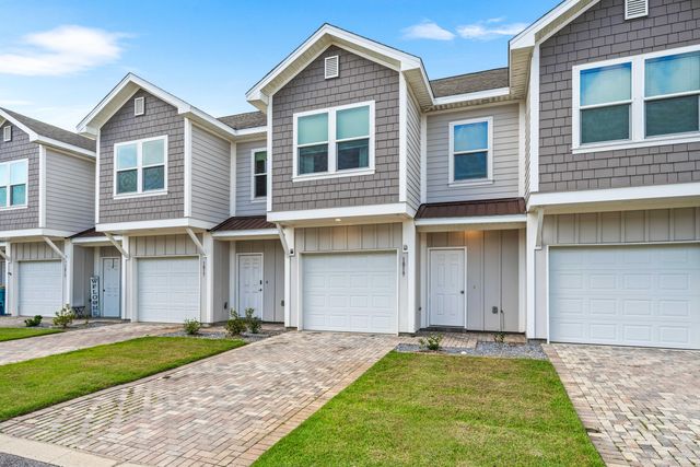 1819 Stable Lane, Fort Walton Beach, FL 32547