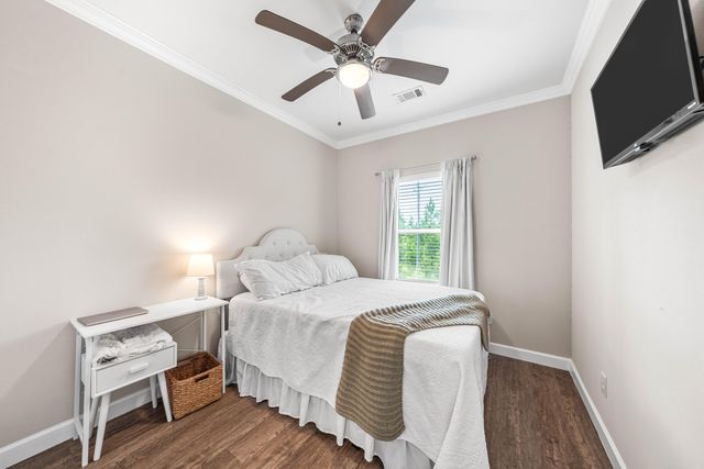 1819 Stable Lane, Fort Walton Beach, FL 32547