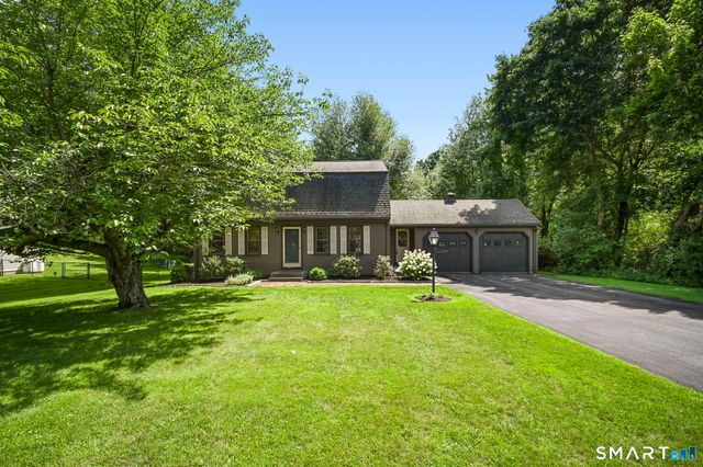 35 Sisk Street, Middletown, CT 06457