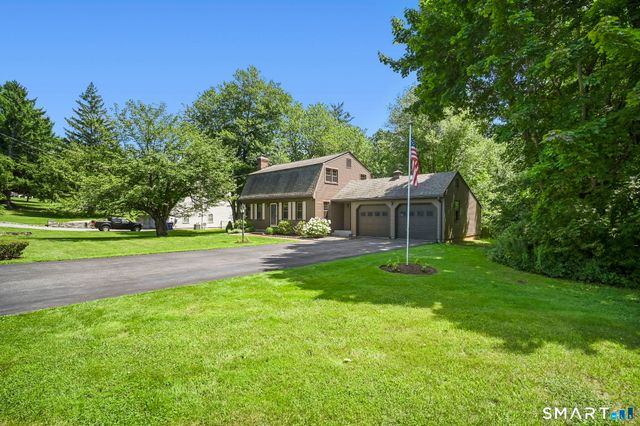 35 Sisk Street, Middletown, CT 06457