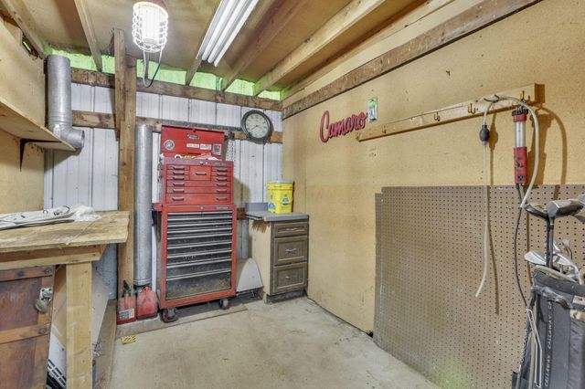 6179 Gay Road, Orient, OH 43146