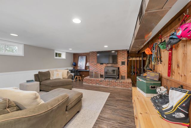 99 Elm Street, Goffstown, NH 03045
