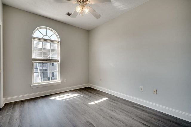 999 Algonquin Dr Unit E, Pawleys Island, SC 29585