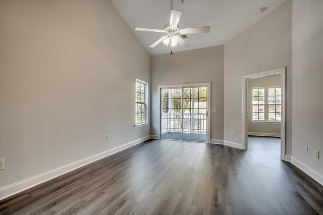 999 Algonquin Dr Unit E, Pawleys Island, SC 29585