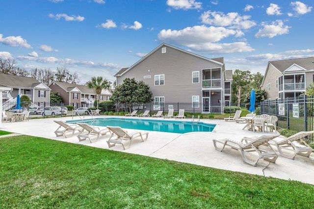 999 Algonquin Dr Unit E, Pawleys Island, SC 29585
