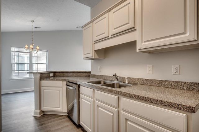 999 Algonquin Dr Unit E, Pawleys Island, SC 29585