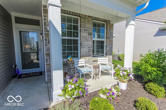 13496 Mosaic Street, Fishers, IN 46037