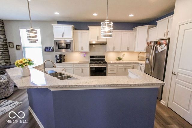 13496 Mosaic Street, Fishers, IN 46037