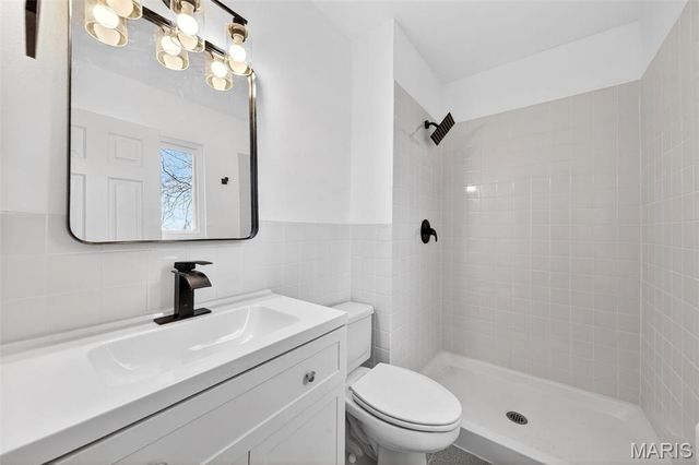 2347 Farflung Drive, Florissant, MO 63031