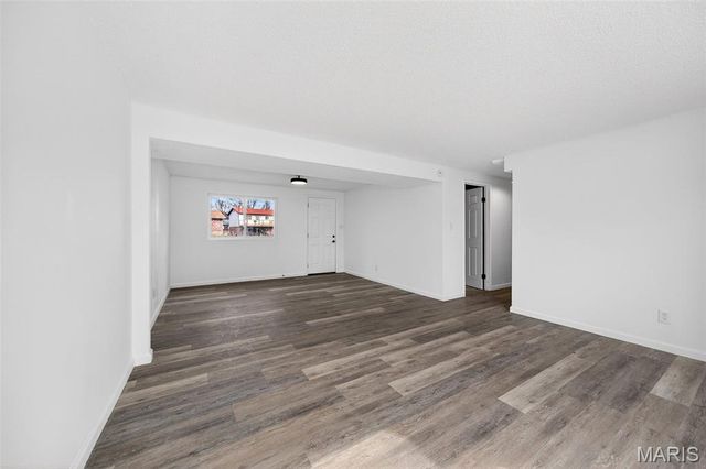 2347 Farflung Drive, Florissant, MO 63031