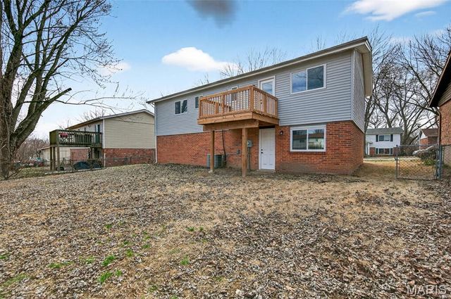 2347 Farflung Drive, Florissant, MO 63031