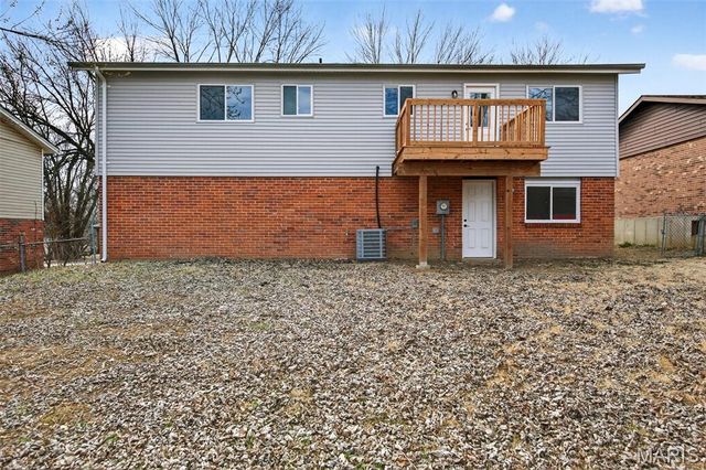 2347 Farflung Drive, Florissant, MO 63031