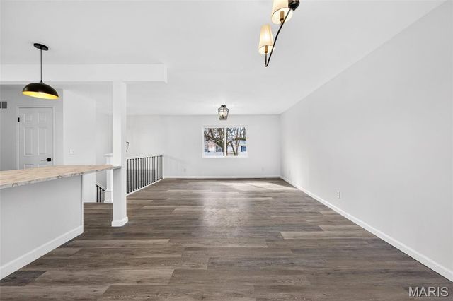 2347 Farflung Drive, Florissant, MO 63031