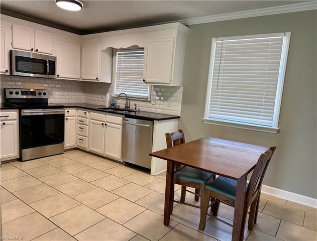 7942 Snyder Farm Road, Tobaccoville, NC 27050