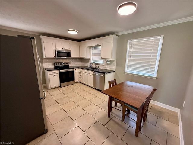 7942 Snyder Farm Road, Tobaccoville, NC 27050