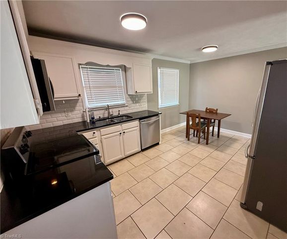 7942 Snyder Farm Road, Tobaccoville, NC 27050