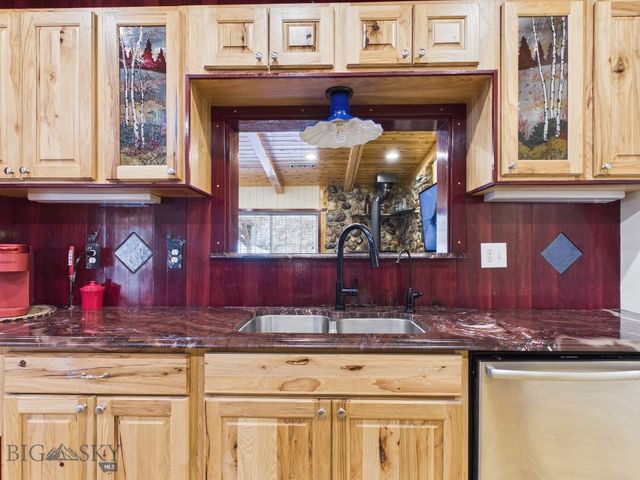 4964 US Highway 89 S, Livingston, MT 59047