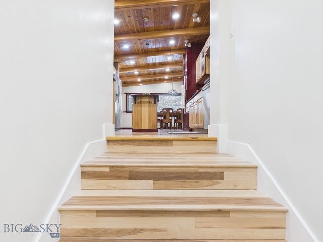 4964 US Highway 89 S, Livingston, MT 59047