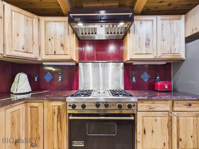 4964 US Highway 89 S, Livingston, MT 59047