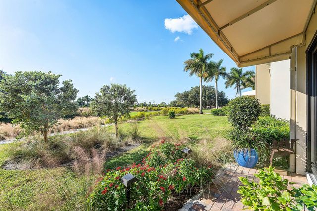 10677 Quail Covey Road Azalea, Boynton Beach, FL 33436