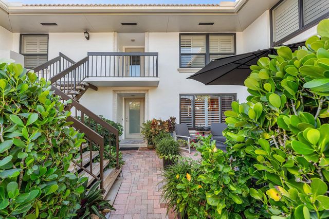 10677 Quail Covey Road Azalea, Boynton Beach, FL 33436