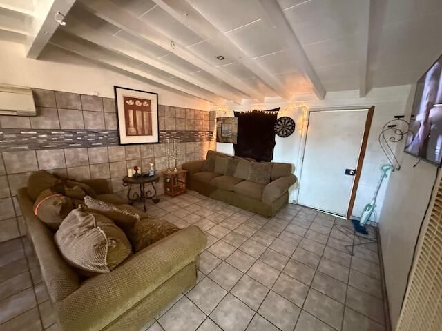 748 S Walter Street, Tulare, CA 93274