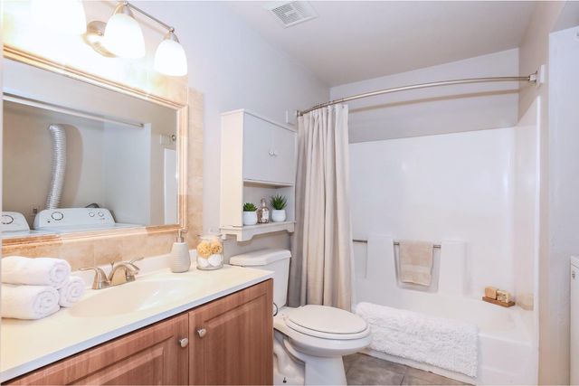 465 W Ivyglen Street Apt 112, Mesa, AZ 85201