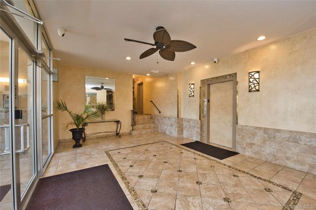 210 E Broadway 4F, Long Beach, NY 11561