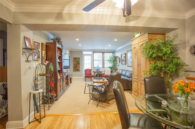 210 E Broadway 4F, Long Beach, NY 11561