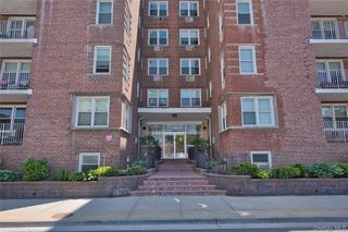 210 E Broadway 4F, Long Beach, NY 11561