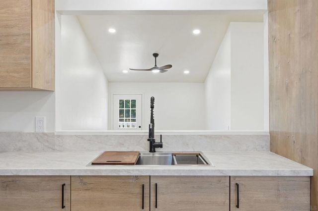 5067 Alumni Pl, San Diego, CA 92115