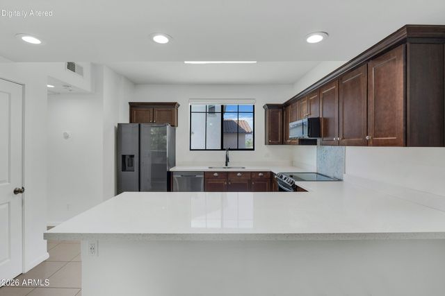 2315 N 52ND Street 111, Phoenix, AZ 85008