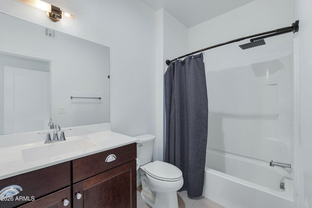2315 N 52ND Street 111, Phoenix, AZ 85008