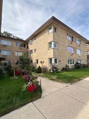 6959 W Higgins Avenue 1S, Chicago, IL 60656