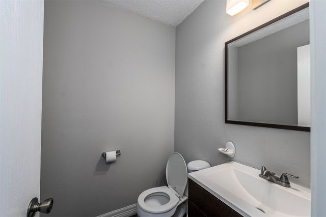 5209 Prestwick Drive, Fort Worth, TX 76135