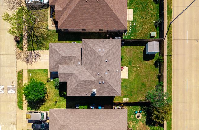 5209 Prestwick Drive, Fort Worth, TX 76135