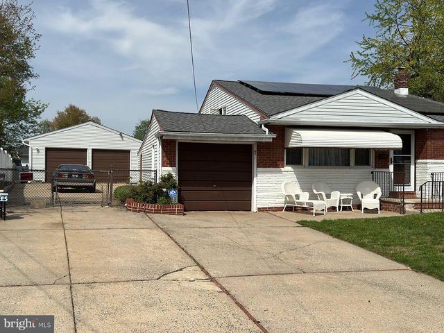 38 BELMONT RD, Bellmawr, NJ 08031
