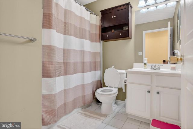 116 RITTENHOUSE DR, Deptford, NJ 08096