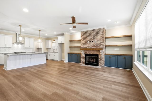 2120 Chaucer Park Ln, Thompsons Station, TN 37179