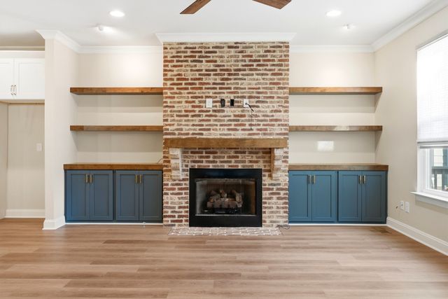 2120 Chaucer Park Ln, Thompsons Station, TN 37179