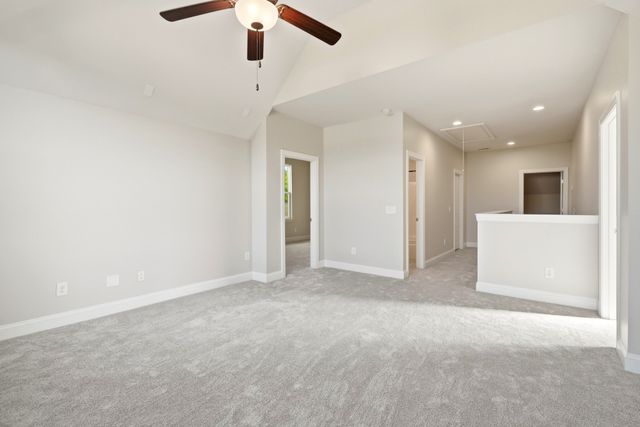 2120 Chaucer Park Ln, Thompsons Station, TN 37179