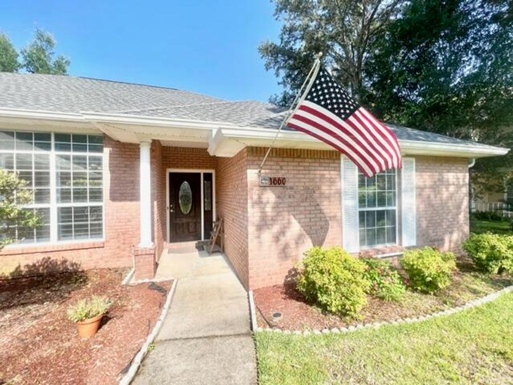 1660 Northridge Road, Niceville, FL 32578