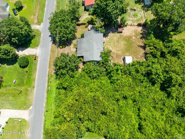 17241 Hurley Drive, Laurinburg, NC 28352
