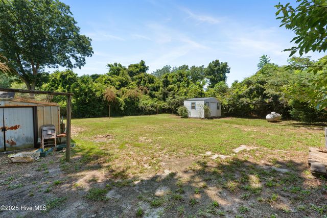 17241 Hurley Drive, Laurinburg, NC 28352