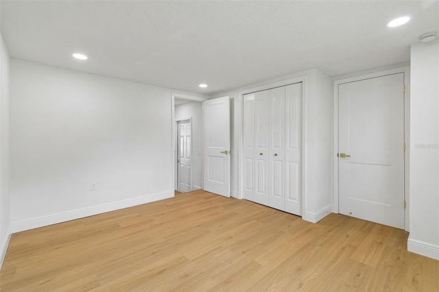 2102 W FERRIS AVENUE, Tampa, FL 33603