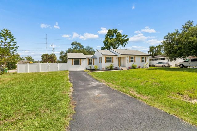 2102 W FERRIS AVENUE, Tampa, FL 33603