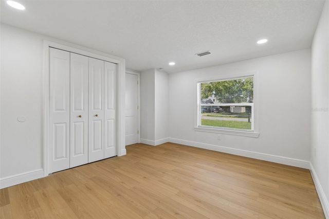 2102 W FERRIS AVENUE, Tampa, FL 33603