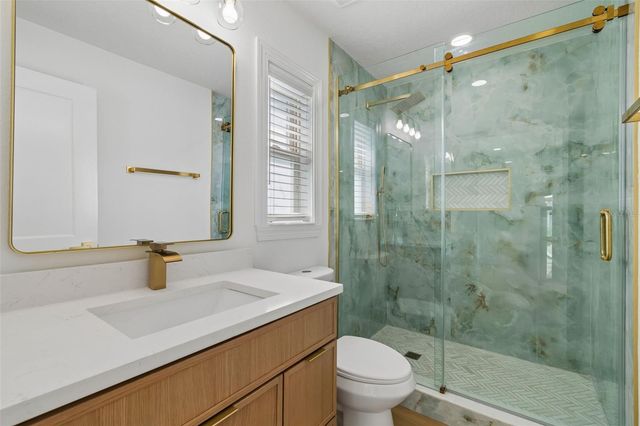 2102 W FERRIS AVENUE, Tampa, FL 33603